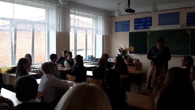 1 СЕНТЯБРЯ/НОВАЯ ШКОЛА/ПРАЗДНОВАНИЕ 1 СЕНТЯБРЯ) смотреть онлайн