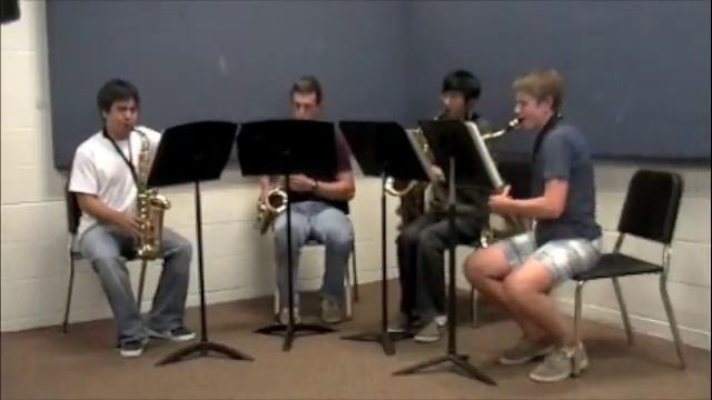 A Winter's Willow by Vaughan Willams - McNeil HS Saxophone Quartet смотреть онлайн