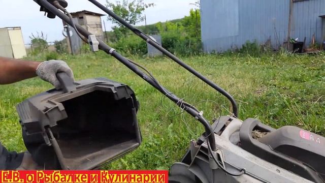 Обзор электрической газонокосилки Интерскол ГКЭ-32/1200 после 4 лет работы,реальный отзыв владельца смотреть онлайн
