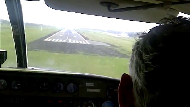 Landing in Zanzibar Airport - Tanzania смотреть онлайн