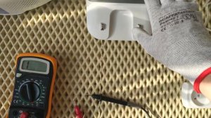 Ремонт робота пылесоса Xiaomi Robot Vacuum E10, E12 B112. Робот пылесос не заряжается