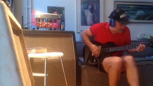 Change 3 Simple Things on a Gibson and it becomes a Fender! смотреть онлайн