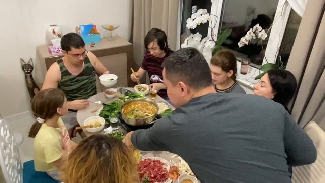 ХОГО Китайский Самовар По Нашему Рецепту – Готовим Хот Пот Дома смотреть онлайн