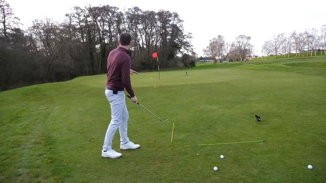 You WON'T BELIEVE how EASY this makes Chip Shots Around the Green смотреть онлайн