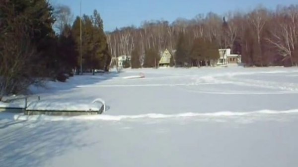 Skidoo au lac (Artic Cat 1000 Pantera)