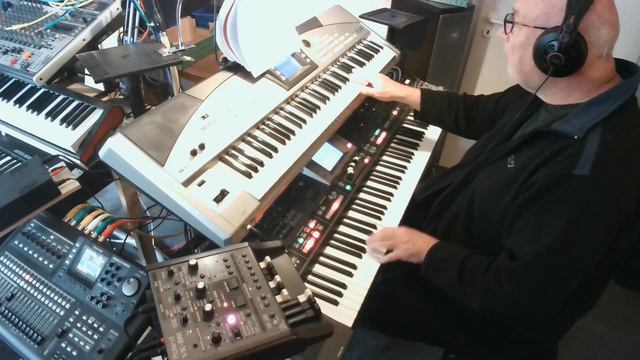 King Of The Road: Roger Miller (Cover mit Roland G-70 und VK-8M) смотреть онлайн