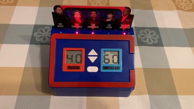 Beat The Chasers Interactive Electronic Family Quiz Game смотреть онлайн
