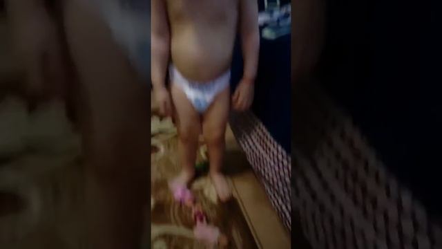 Дыхание животом. Маленькая йогиня Софи. смотреть онлайн