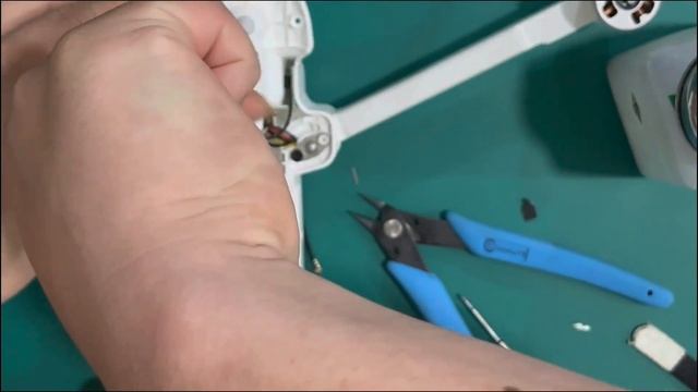 FIMI X8 Camera Drones---Disassembly video смотреть онлайн