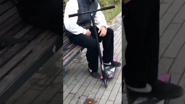 ВЛОГ С ТРЮКАМИ НА САМОКАТЕ УЖЕ НА КАНАЛЕ ?? смотреть онлайн