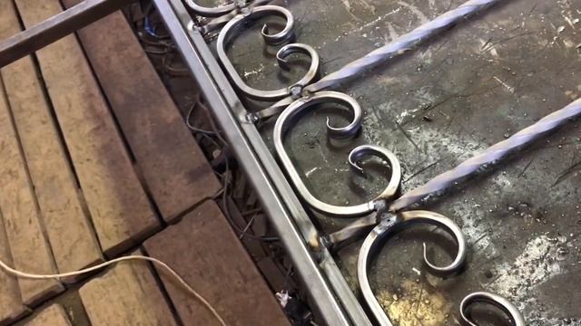 Кованые ворота своими руками. Ворота из профильной трубы своими руками. смотреть онлайн