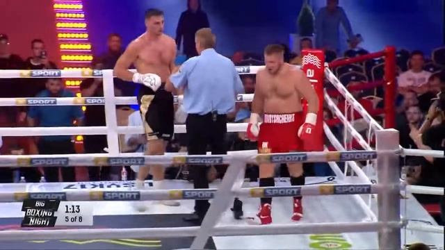 Лучший бой вечера Довбищенко- Захожий смотреть онлайн