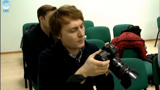 В ледовом дворце спорта "Сибирь" во второй раз пройдёт областной "День призывника" смотреть онлайн