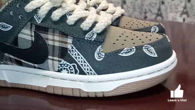 A Close Up View of #CACTUS #JACK DUNK! 🔥 Its the #bandana #print for us. #new #unboxing #review #ra смотреть онлайн