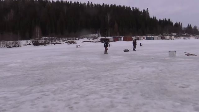 Рыбалка на реке Нытва, в деревне Усть-Нытва!!! смотреть онлайн