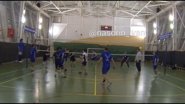 первый темп в волейболе, middle blocker hits volleyball смотреть онлайн