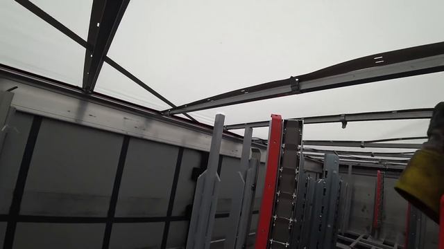 Высокий груз, зажало крышу. Ад Блю всё. Нежданчик на выгрузке. смотреть онлайн