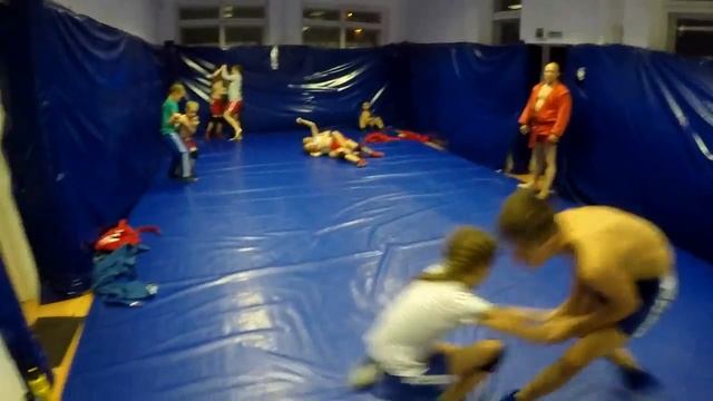 БОРЬБА БЕЗ САМБОВОК. Самбо дети смотреть онлайн