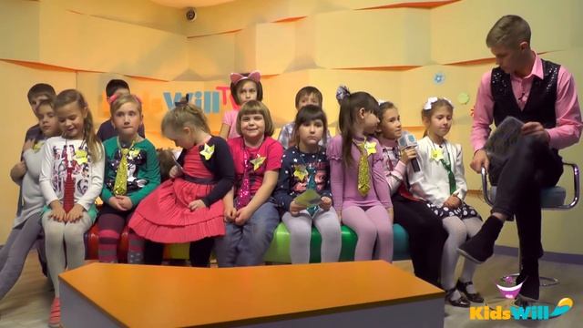 18 12 Ток Шоу День Народження Аня смотреть онлайн