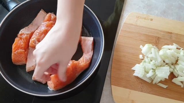 ?Самый вкусный рецепт лосося!?Лосось в сливочном соусе / The best recipe! Salmon in a creamy sauce смотреть онлайн