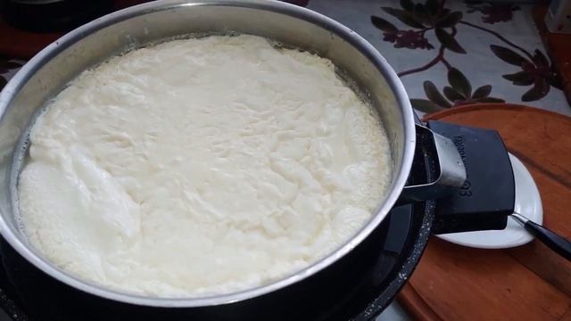 Як приготувати ДОМАШНІЙ СИР НА ВОДЯНІЙ БАНІ . смотреть онлайн