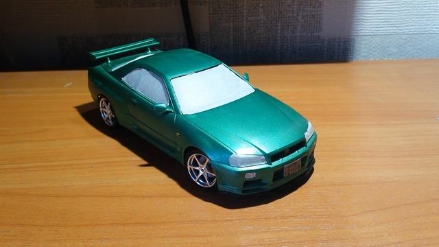 Покрываем лаком Nissan Skyline R34. С*КА!!!! смотреть онлайн