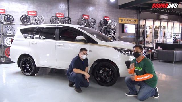 Modifikasi Toyota Innova 50th Anniversary - Ganti Pelek di Permaisuri Ban | Upgrade [Part 1] смотреть онлайн