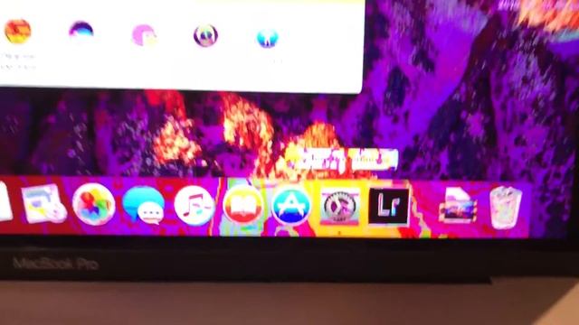 2016 MacBook Pro graphics glitch fix when click on colour profile tab