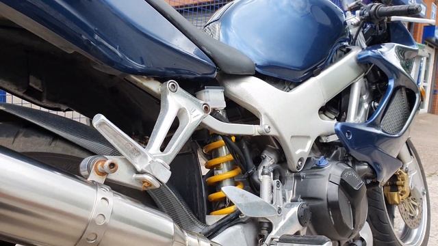 FOR SALE - 2000 Honda VTR 1000 Firestorm смотреть онлайн