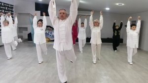 Цигун «Шиэрфа» в исполнении ростовской школы Ассоциации Даоинь России. В день награждения дипломами