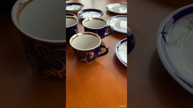 Фарфор кобальт: чашки, блюдца, десертные тарелки