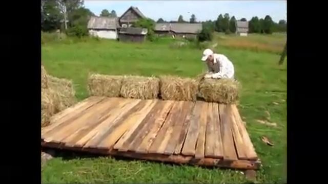 27 июля 2014 г. Укладываем тюкованное сено смотреть онлайн