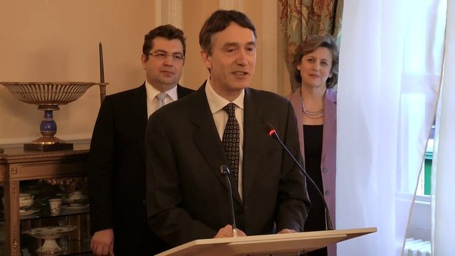Lord David Cholmondeley at the Russian Embassy смотреть онлайн
