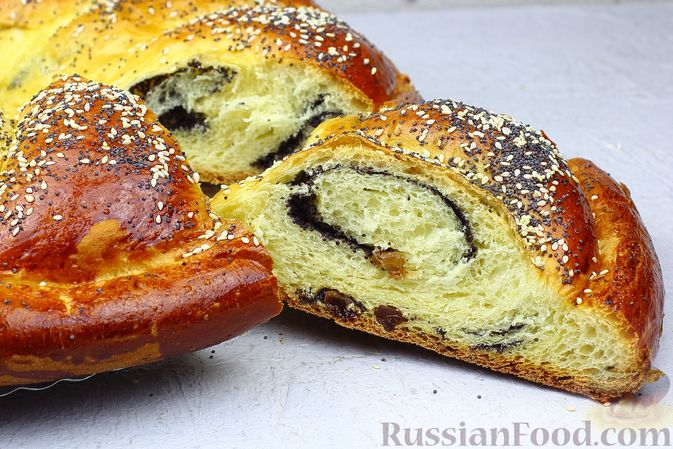 Калач пахнет праздником.
РОЖДЕСТВЕНСКИЙ КАЛАЧ С МАКОМ И ИЗЮМОМ