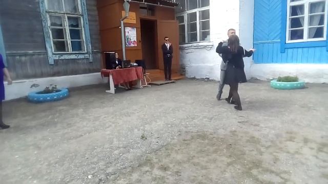 Последний звонок ) 11 класс . Вальс ? смотреть онлайн