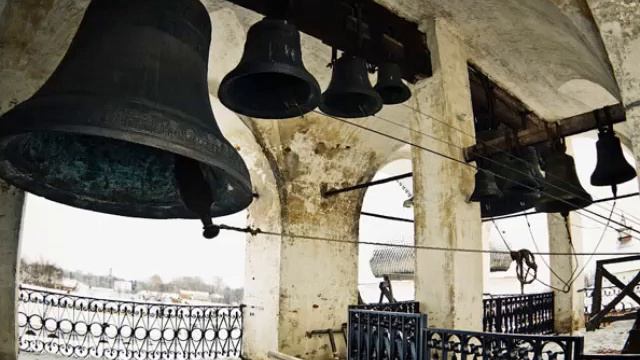 Колокольный звон смотреть онлайн