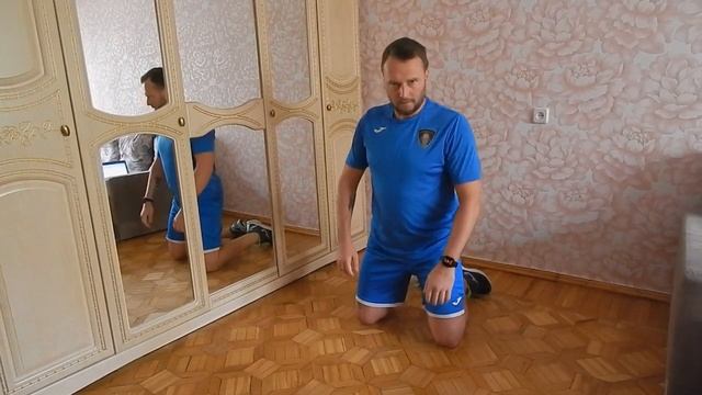 Бывший футболист бросает вызов! 12-й день Челленджа смотреть онлайн