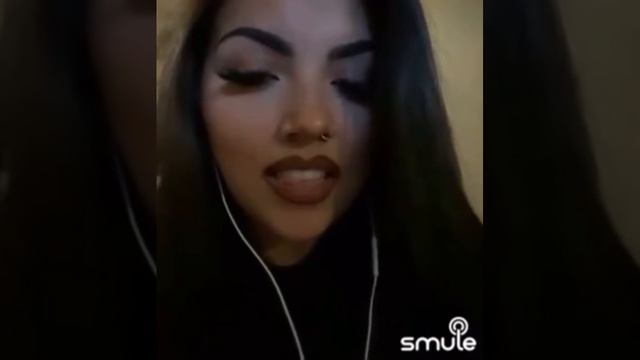 Dani Estrada singing Everybody plays the fool By: The Main Ingredient follow on IG daniest94 смотреть онлайн