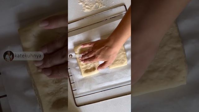 РЕЦЕПТ слоек с инжиром и заварным кремом? #слоеноетесто #выпечка #puffpastry #katekuhnya смотреть онлайн