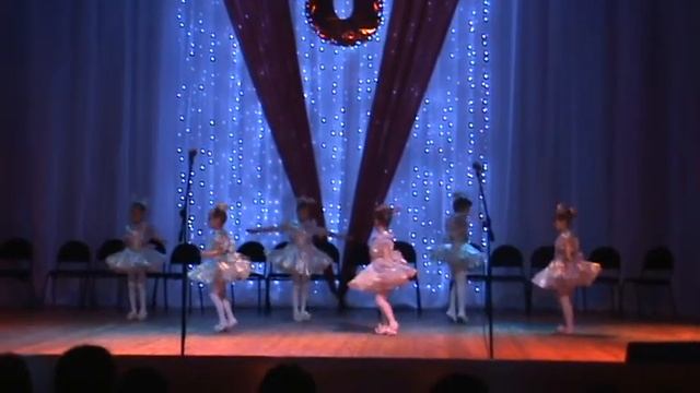 Эстрадный танец Куклы ГДК Звезда в Наро-Фоминске смотреть онлайн