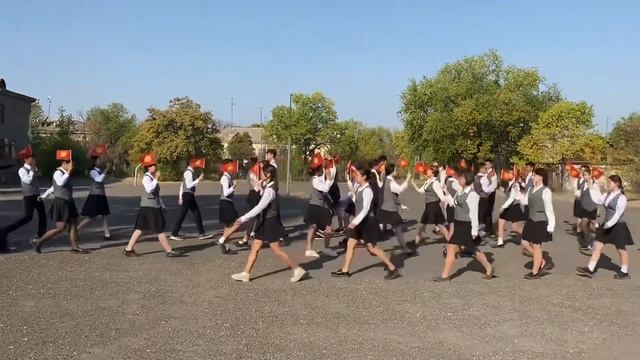 Мамлекеттик тил куну День государственного языка в средней школе -гимназии № 6 г. Кара-Балта смотреть онлайн