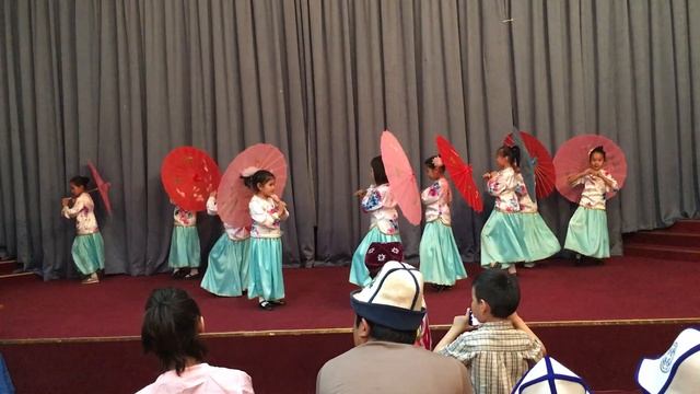 15 апрель 2018 Китайский танец смотреть онлайн