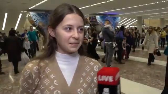 Девочка из Мариуполя рассказала о том, как побывала на Кремлёвской ёлке смотреть онлайн
