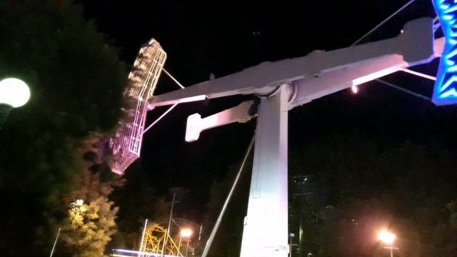 Сочи Лазаревское Парк Аттракцион Камикадзе мать его... смотреть онлайн