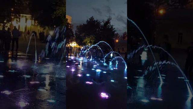 Фонтан в центральном парке г. Новосибирск смотреть онлайн