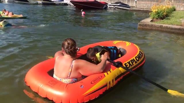 New Boat, Maiden Voyage. Intex Explorer 300 Raft смотреть онлайн