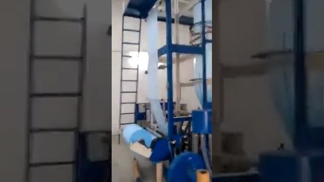LDPE / LLDPE Blown Film Plant смотреть онлайн
