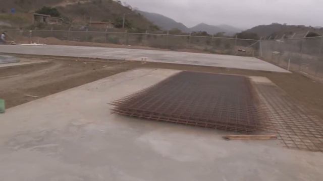SE CONSTRUYEN TRES UNIDADES EDUCATIVAS DEL SIGLO XXI EN EL CANTÓN POR PARTE DEL GABIERNO NACIONAL смотреть онлайн