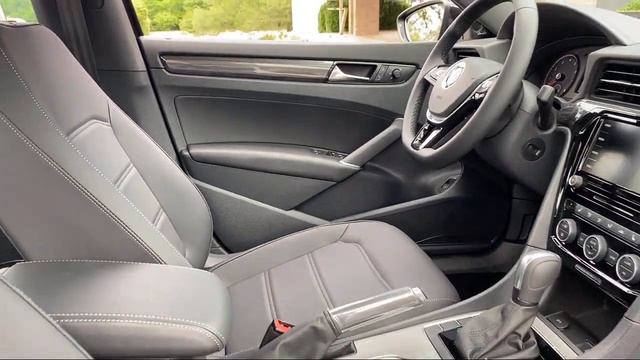 2021 Volkswagen Passat 2.0T R-Line Sedan Longview смотреть онлайн