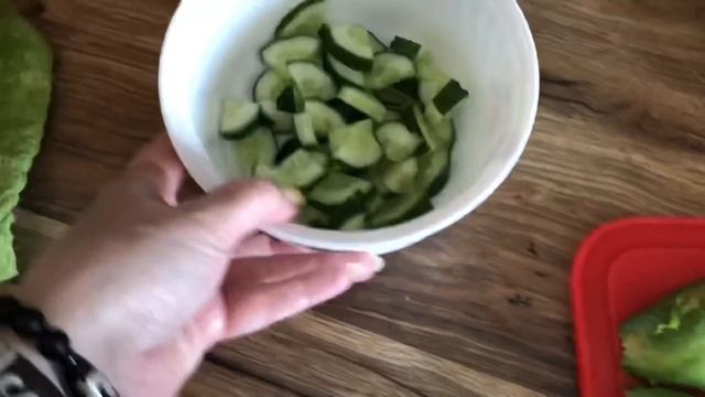 ВЛОГ ЭТО ЖЕСТЬ КАКАЯ-ТО | Я КАК СЛЕПОЙ КОТЕНОК | ИМЕЕТ ЛИ ПРАВО БЛОГЕР ЖИТЬ ОБЫЧНОЙ ЖИЗНЬЮ